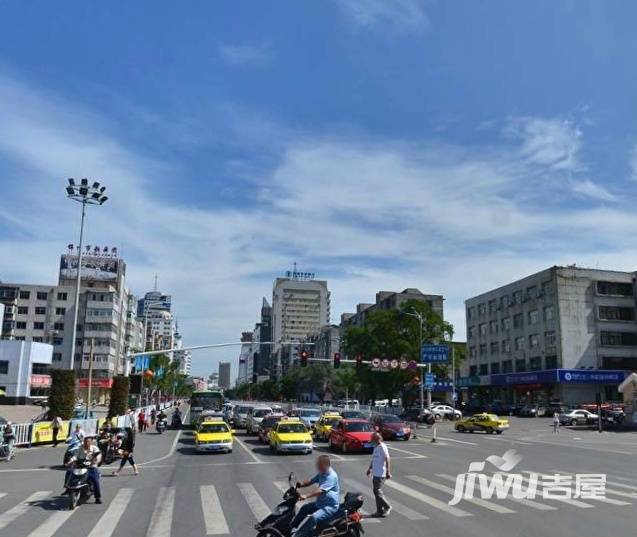 南京路临近中央大街实景图图片