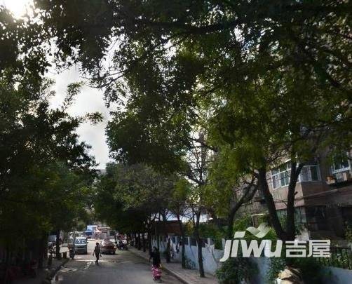 铁路卧虎湾小区实景图图片