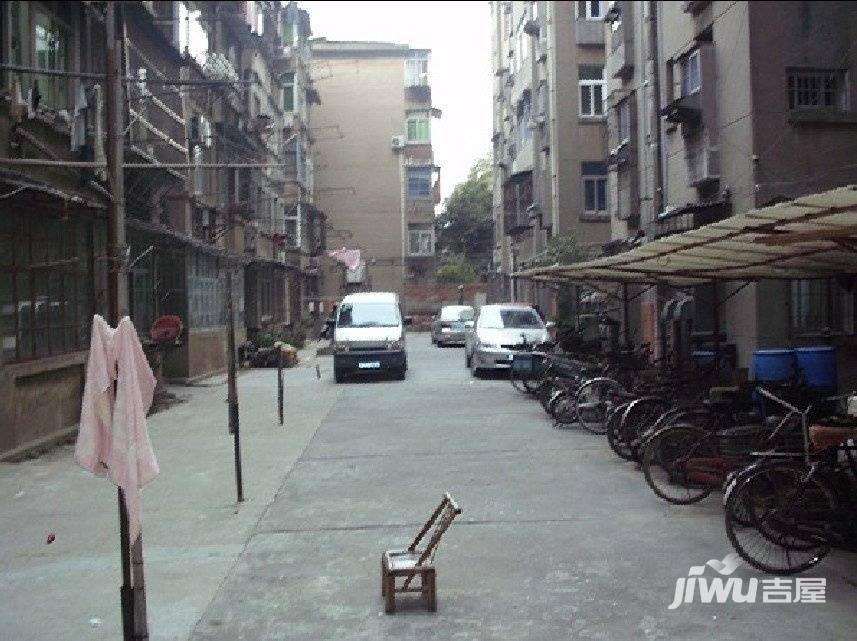 南京西路电视机厂宿舍实景图图片