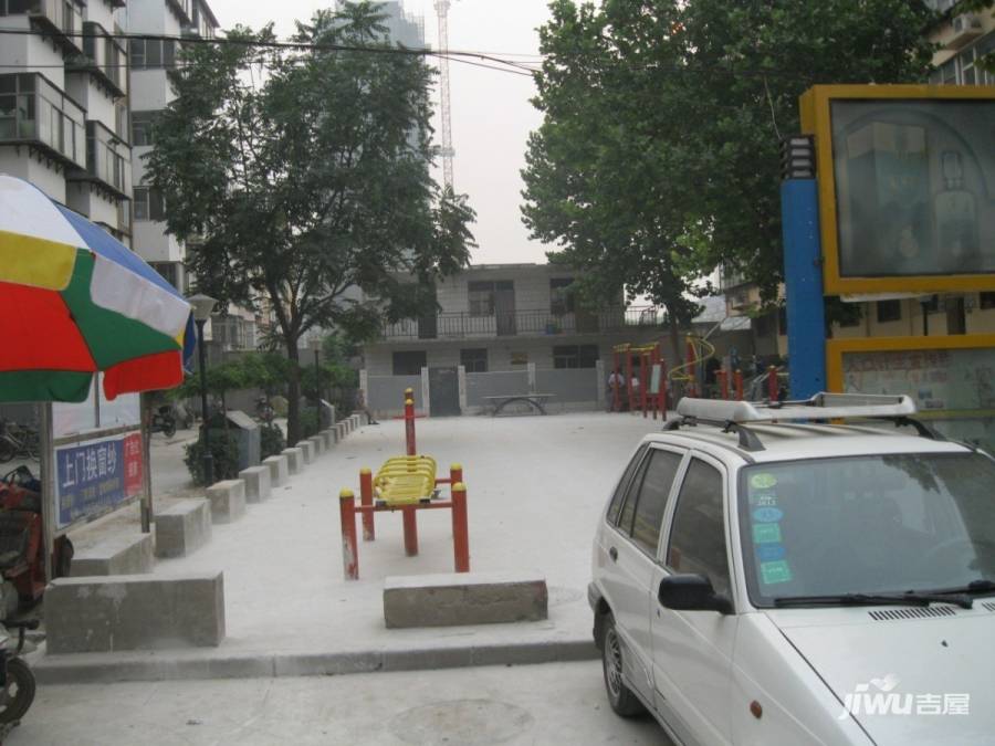 尖岭新村实景图图片