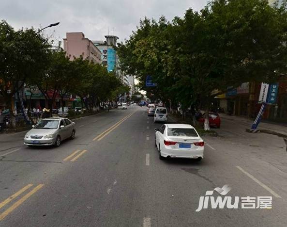 四海娱乐城花园实景图图片