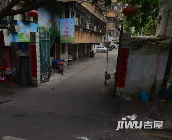 政府宿舍实景图图片