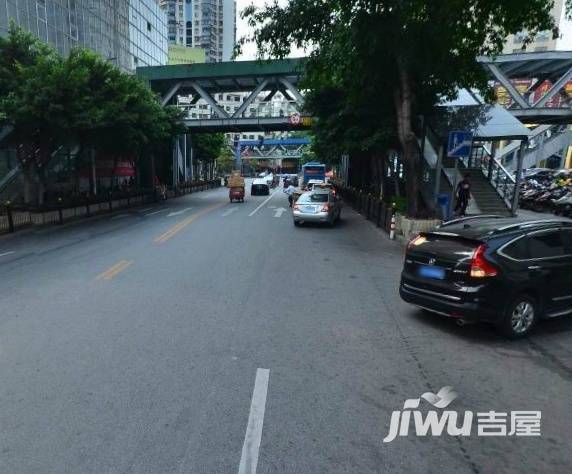 世贸中心实景图图片