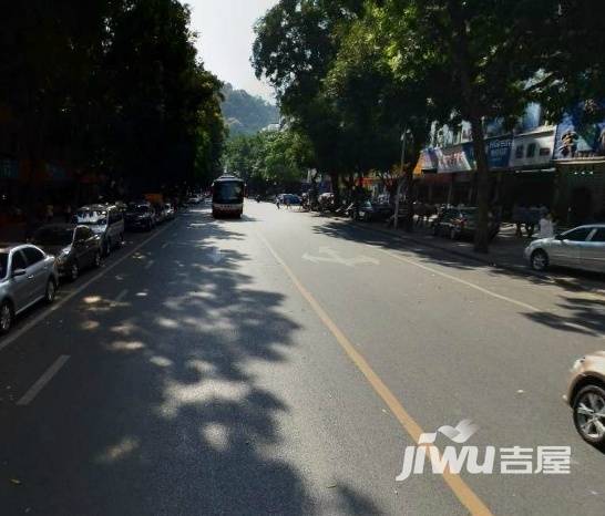 龙威住宅区实景图图片