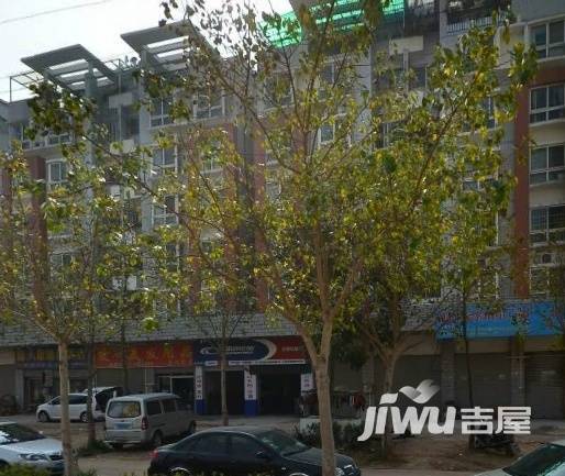 蓝天花园实景图图片