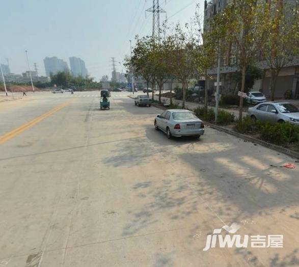 蓝天花园实景图图片