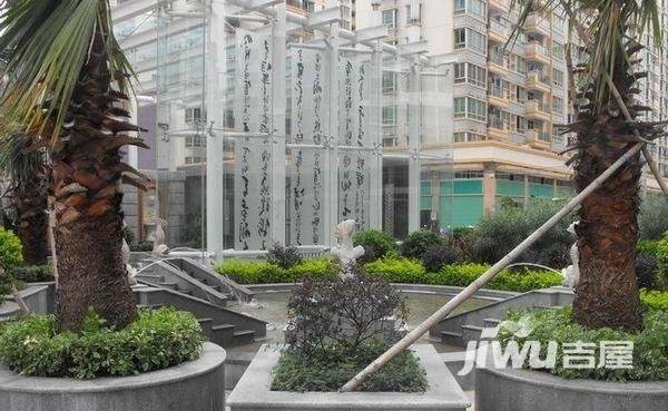 鸿润花园实景图图片