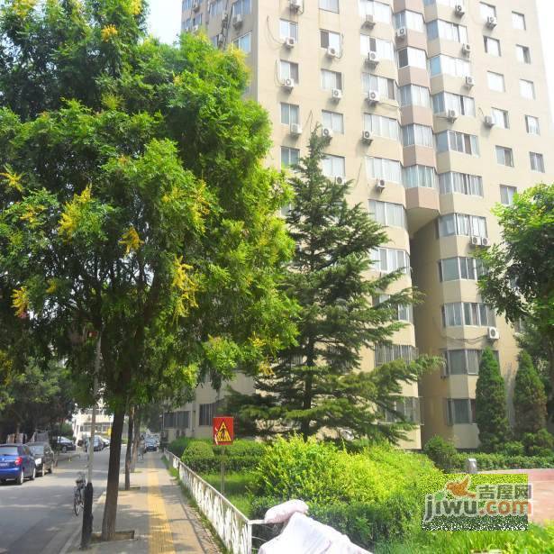 世纪村实景图图片