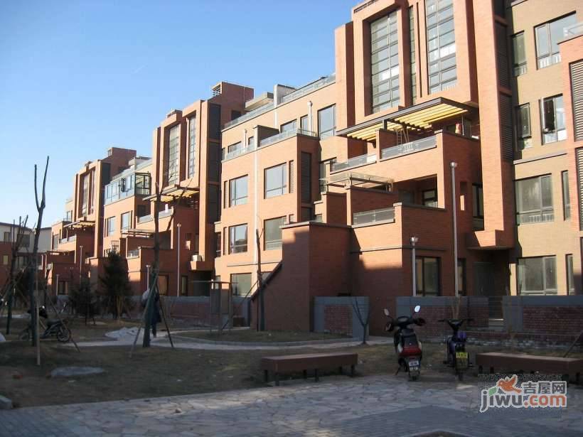 蓝河湾实景图图片