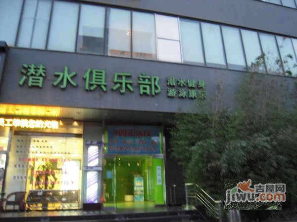 空间蒙太奇实景图图片