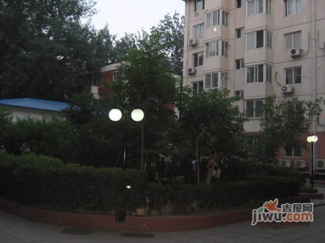 北京市钟表眼镜公司南院宿舍实景图图片