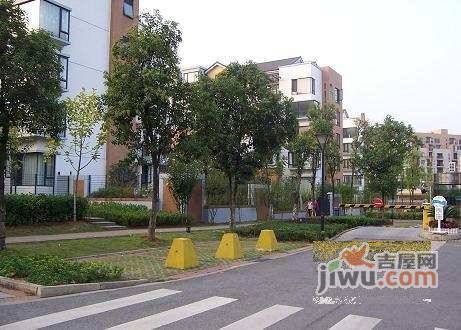 市政物业小区实景图图片