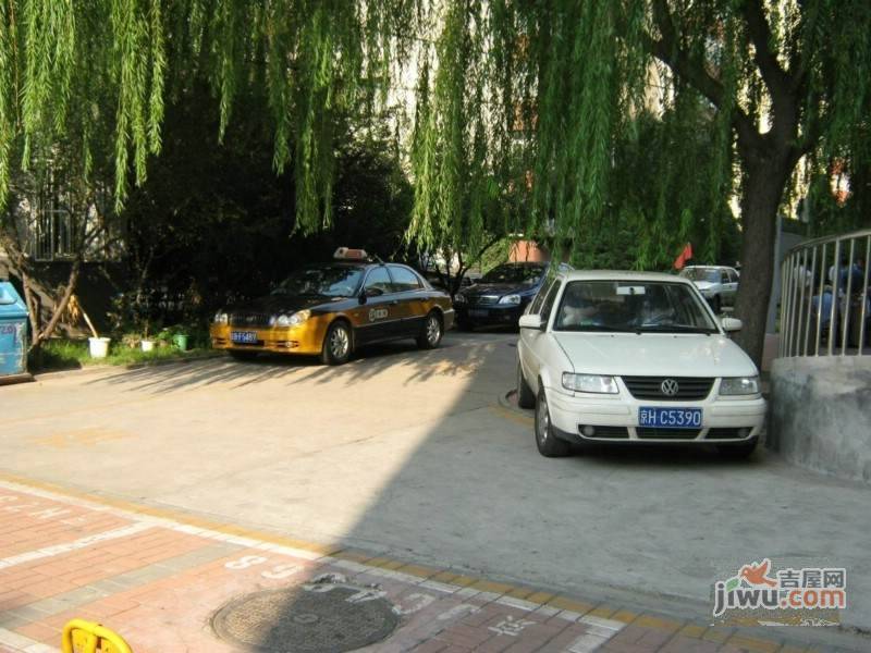 团结湖中路南三条小区实景图图片