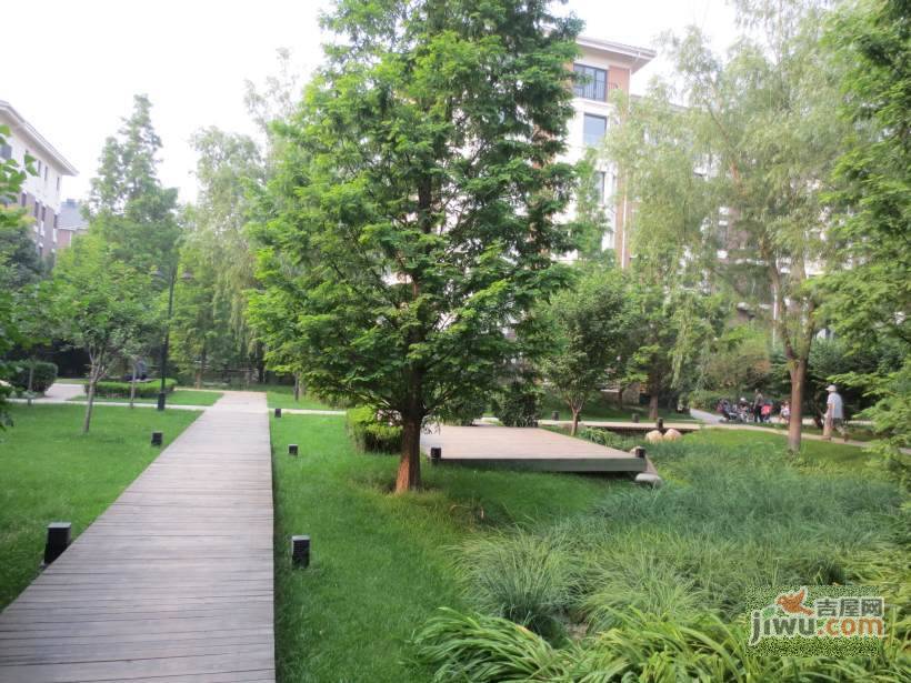 四季香山实景图图片