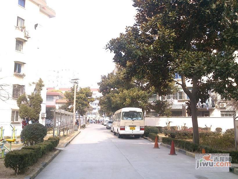凌兆新村实景图图片