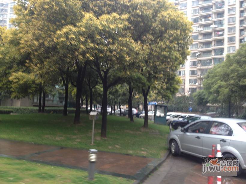 虹桥万博花园一期实景图图片
