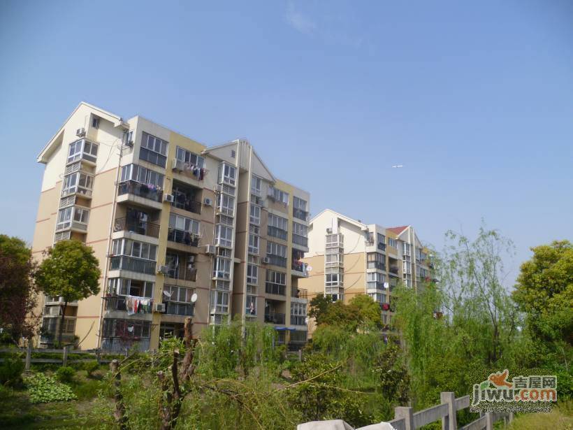 金鹤新城中虹华苑实景图图片