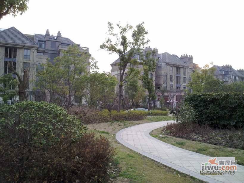 绿地新里崴廉公寓实景图图片