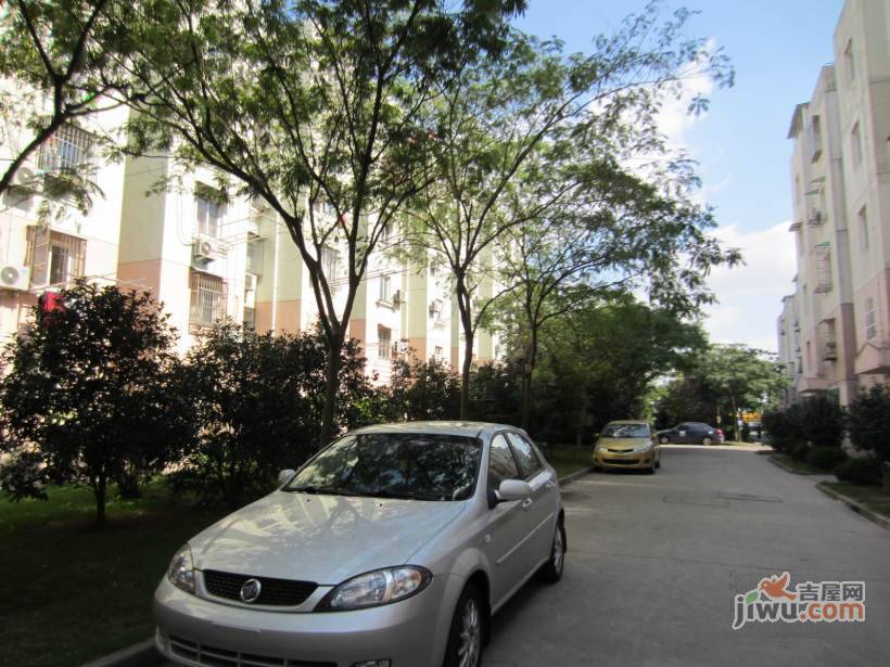 绿地银春住宅小区实景图图片