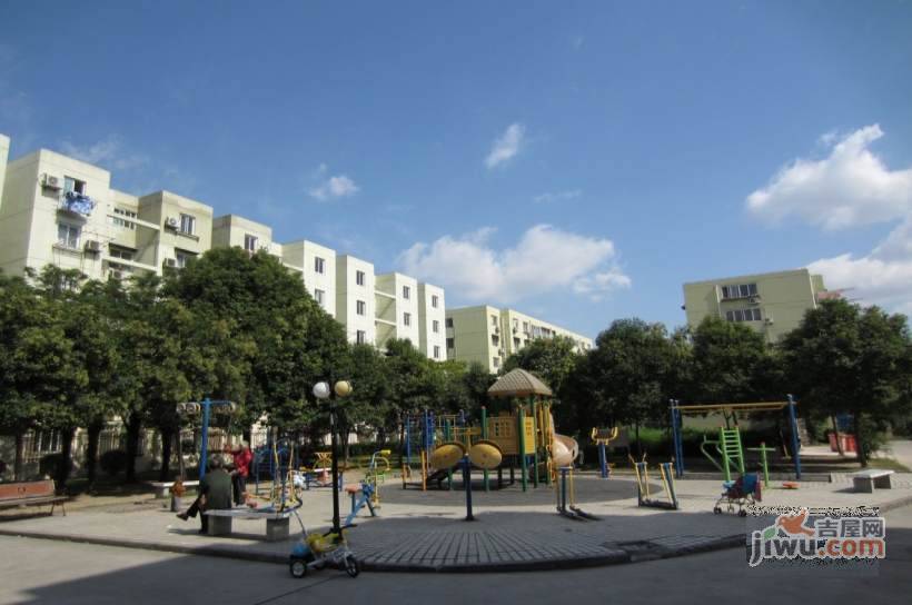 绿地银春住宅小区实景图图片