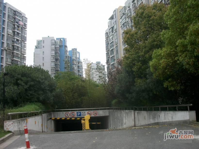 嘉城桃花岛香槟河畔实景图图片