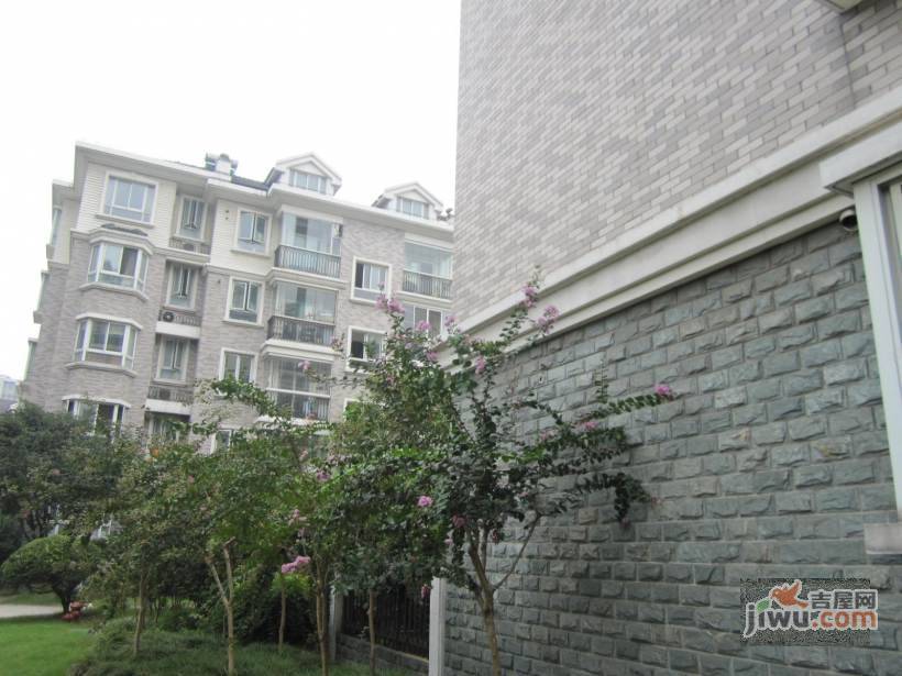 塞纳左岸实景图图片