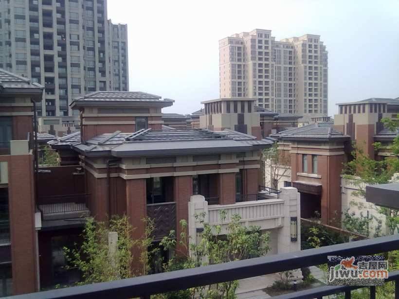 绿地香颂实景图图片