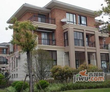 花园别墅实景图图片