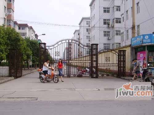 临河小区实景图图片