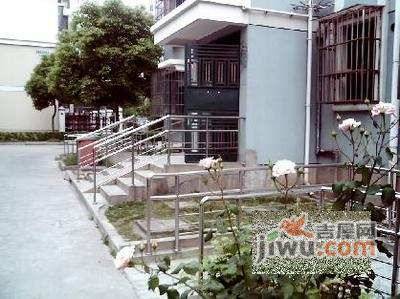 聚龙家园实景图图片