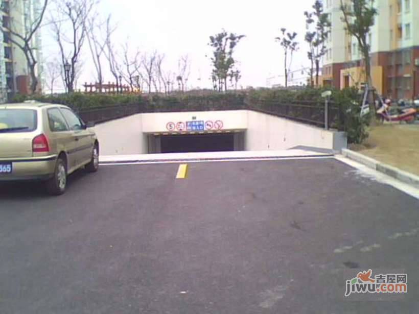 阳光城市家园实景图图片