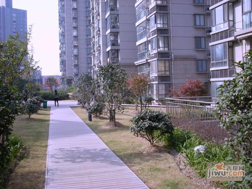 东方城市公寓实景图图片