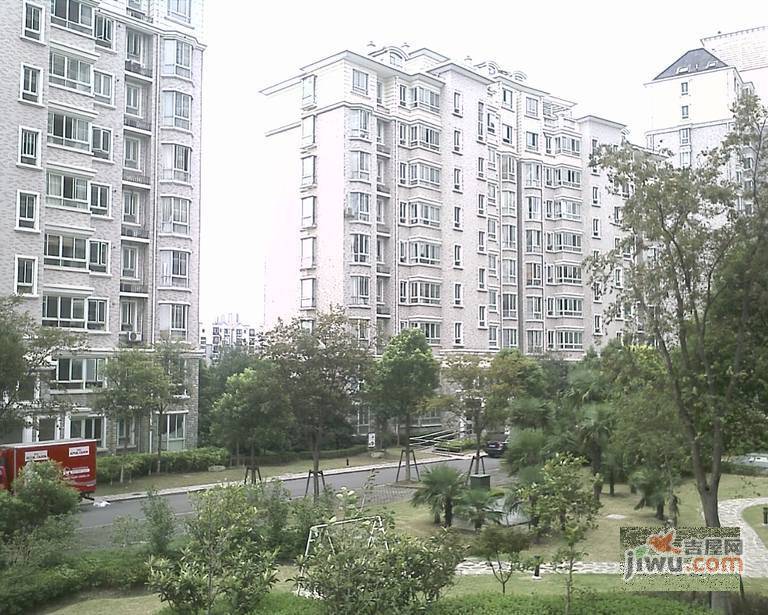 绿水家园实景图图片