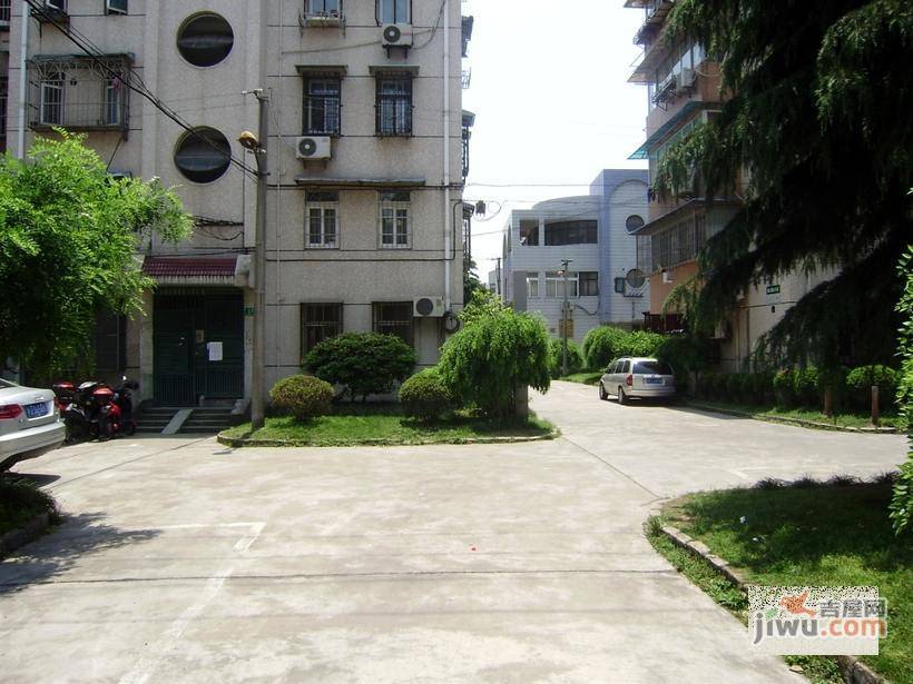 新德公寓实景图图片