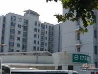 龙缘公寓实景图图片