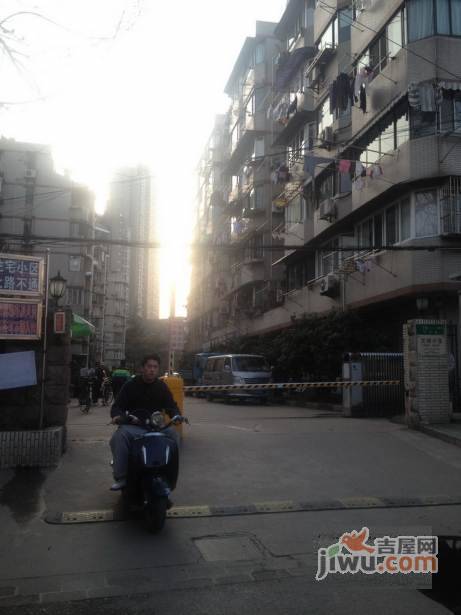 康泰公寓实景图图片