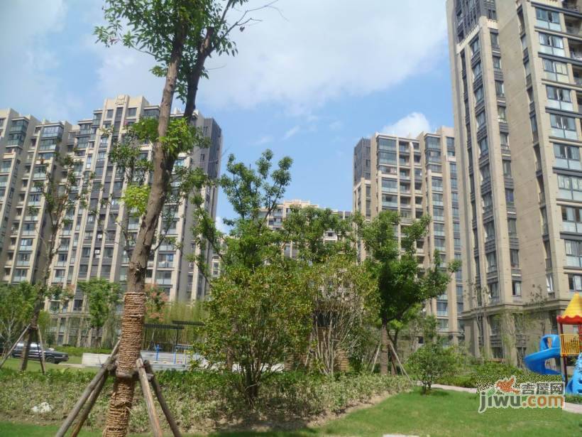 绿地新江桥城实景图图片