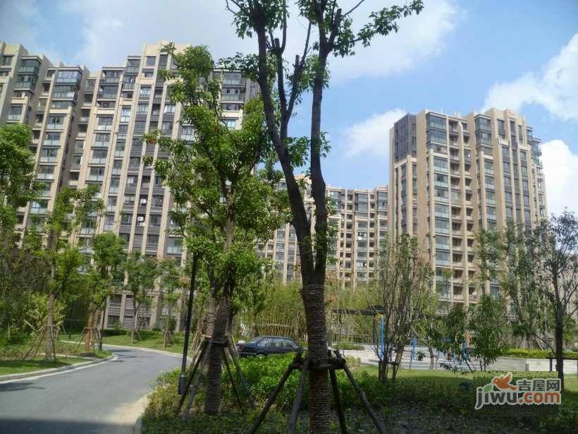 绿地新江桥城实景图图片