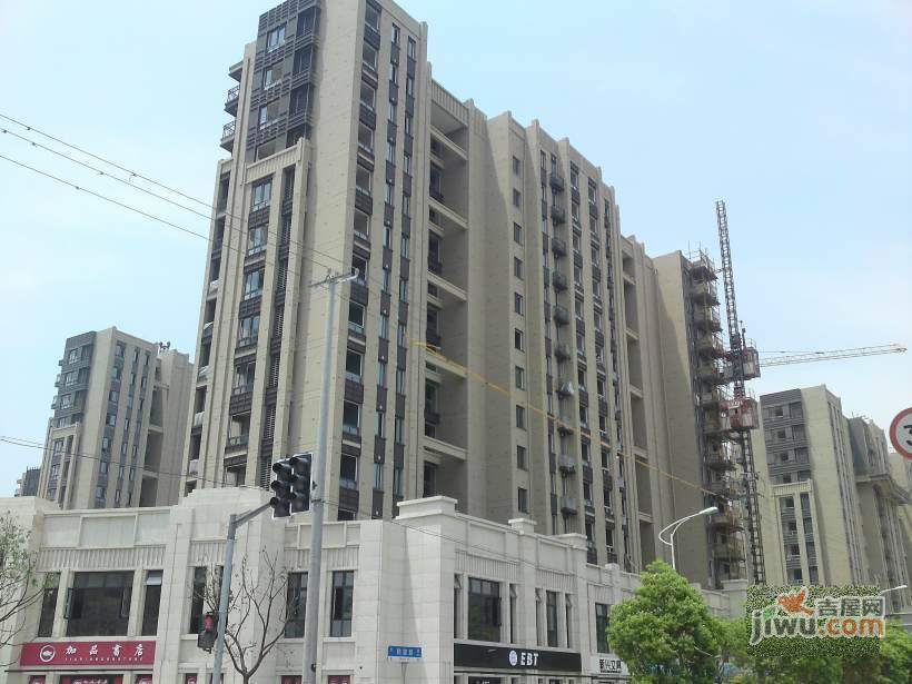 绿地新江桥城实景图图片