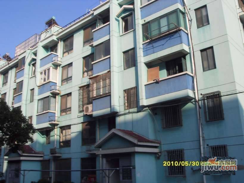 鸿宝一村实景图图片