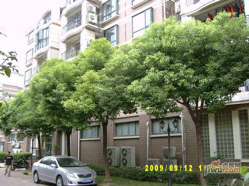 绿地公寓实景图图片