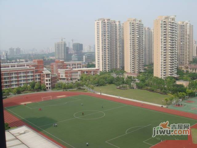衡辰公寓实景图图片