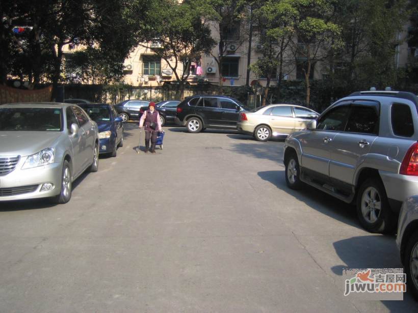 芳秀公寓实景图图片