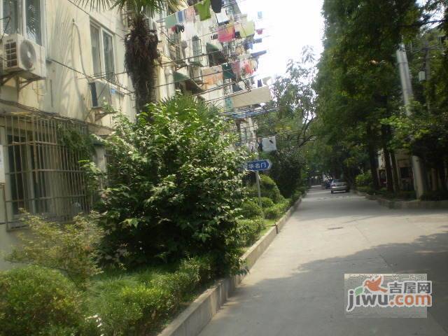 新华路261弄小区实景图图片