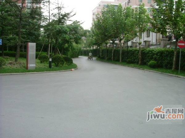 华敏世纪广场实景图图片