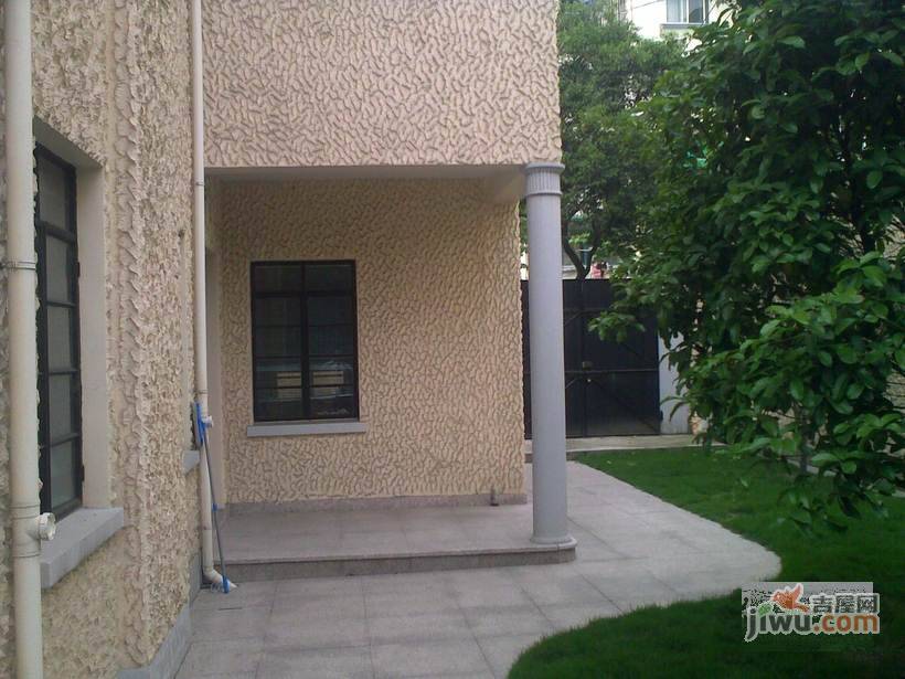 兆丰别墅实景图图片