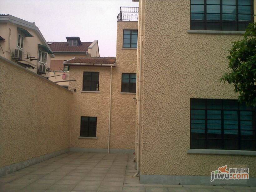 兆丰别墅实景图图片