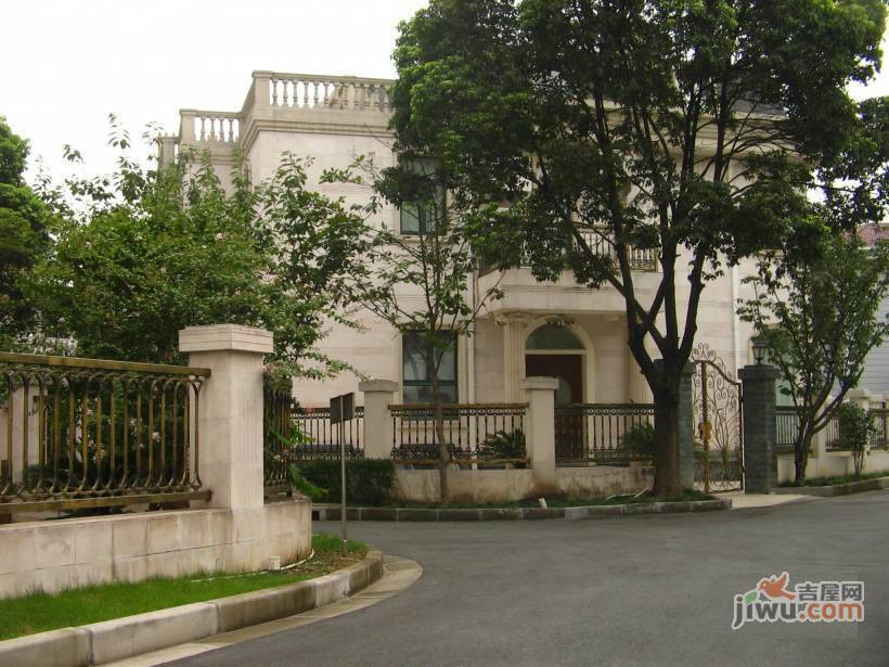 田园别墅实景图图片