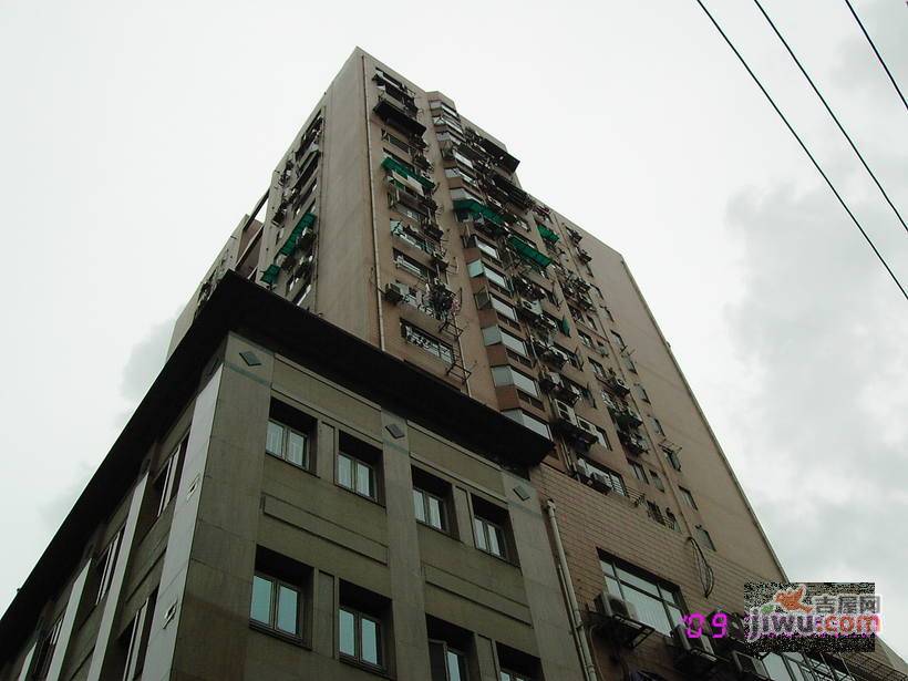 平安大厦实景图图片