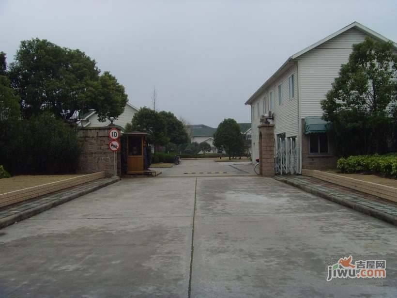 西郊花园别墅实景图图片
